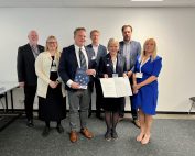 Od lewej do prawej: Paul O'Brien (DeepWind), Melinda Skea (BNOW), Jakub Budzynski (PTMEW), Jon Dugstad (NORWEP), Heike Winkler (WAB e.V.), Eddie Doornbos (NNOW), Rebecca Verhaeghe (POM West Vlaanderen)