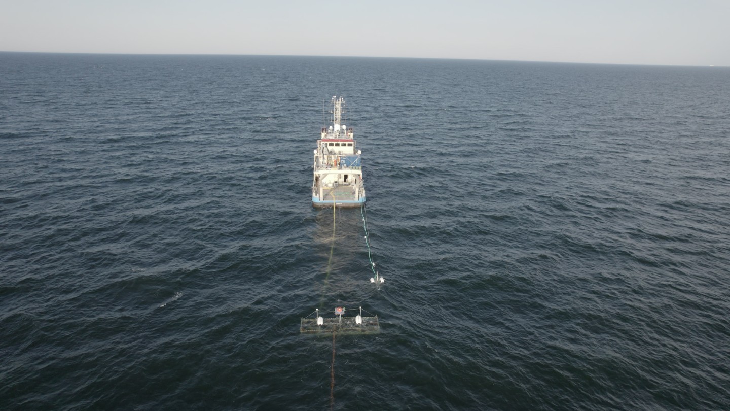 © Frank S. Bauer, Source: IWES Offshore Seismic measurements allow the scientists to investigate the subsurface characteristics precisely and detect boulders at an early stage.