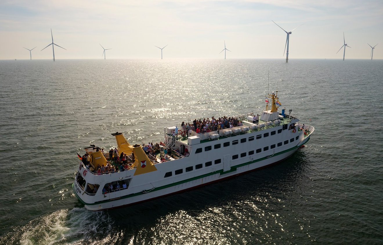 Heading for Bornholm. Energinet and 50Hertz want to build a hub for offshore wind energy on the Baltic Sea island. The EU is funding the project. Photo: Vogel/50Hertz