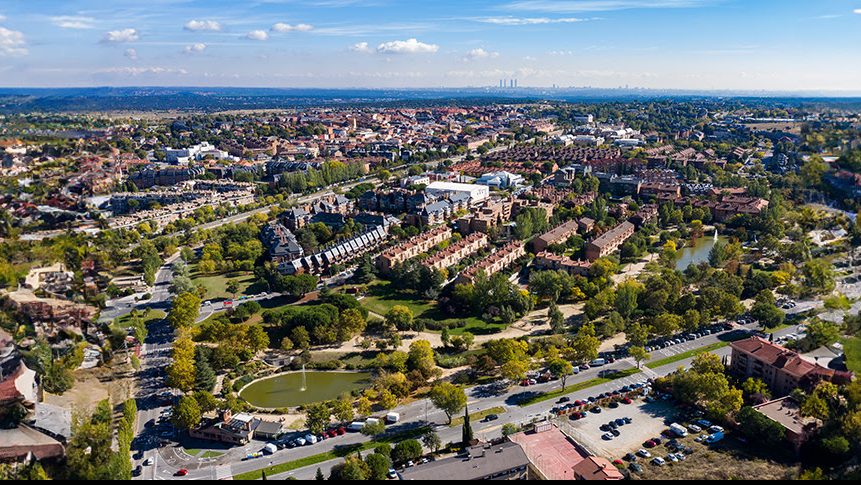 Researchers are using new technologies like AI and data analysis to help improve quality of life in urban areas. © Photography Stock Ruiz, Shutterstock.com