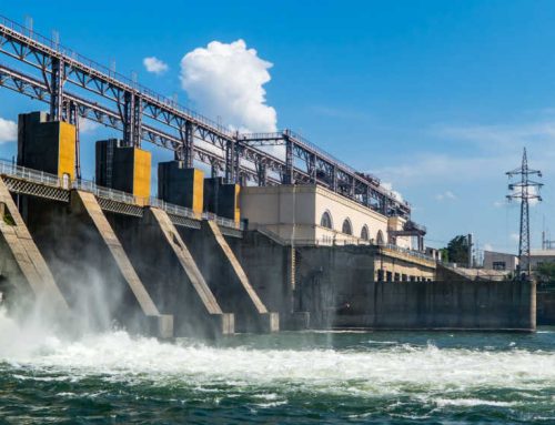 Udział energii elektrycznej ze źródeł odnawialnych spada na początku 2025 r.