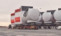 The nacelles at Esbjerg Port are large, and transporting them and other wind turbine parts there from the wind turbine companies in central Jutland places demands on the infrastructure. Photo: Jeppe Carlsen