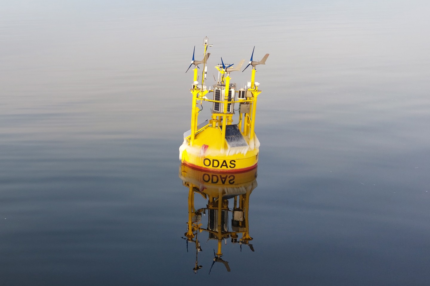© Fraunhofer IWES/Loïs Legendre
The Fraunhofer IWES Stage 3+ Wind Lidar Bouy on site in Liivi Bay