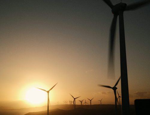 Rekordowe 178 GW zainstalowanej mocy wiatrowej w 2025 roku — pięciu producentów przekroczyło 100 GW łącznie