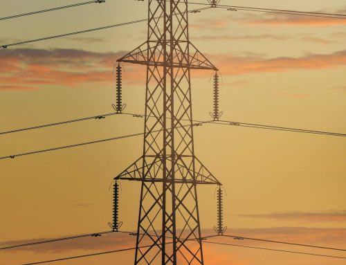 Silniejsze połączenia sieciowe mogą odblokować 27 TWh energii z OZE do 2040 roku — analiza Aurory