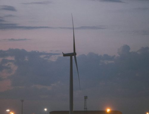 NOTUS energy i Light:Guard podpisują umowę ramową na system nocnego oznakowania turbin