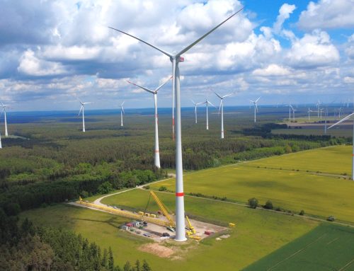 Energiequelle uruchamia turbinę Enercon o mocy 4,26 MW w Dannie, zagęszczając farmę wiatrową Feldheim